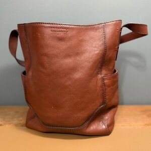 Frye Leather Side Pocket Cognac Hobo Bag Tote Shoulder Bag snap closure see pics